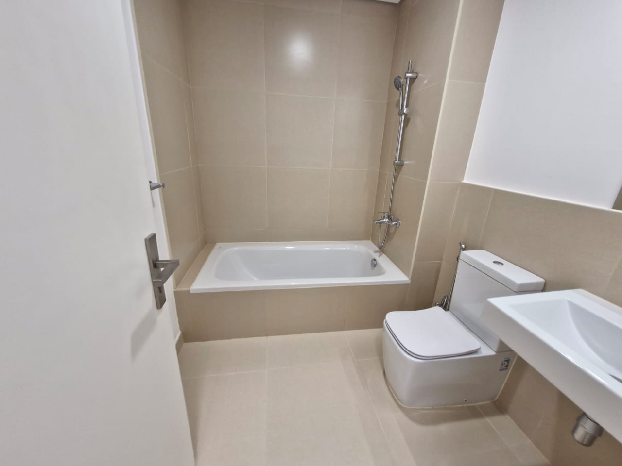 ✨ Luxurious Duplex for Rent in Sedra (Roshn) 🏡